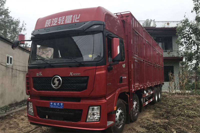 最新陕汽8x4载货车消息，引领行业新风向