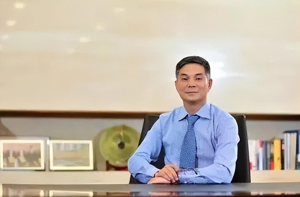 奇信股份董事长最新动态，引领企业走向新高度